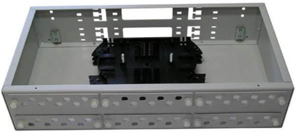 Кросс оптический стоечный | оптическая панель 19, 2U, 48 порта SC/DLC, сплайс-кассета с крышкой (пигтейлы, проходные адаптеры, КДЗС - опция) RC19ШКОС-48-2U-19-SC/LC RC19 фото