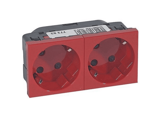 LEGRAND 77281 Модуль розетки 2х2К+3 под углом 45°, немецкий стандарт (Schuko), с механической блокировкой, Mosaic