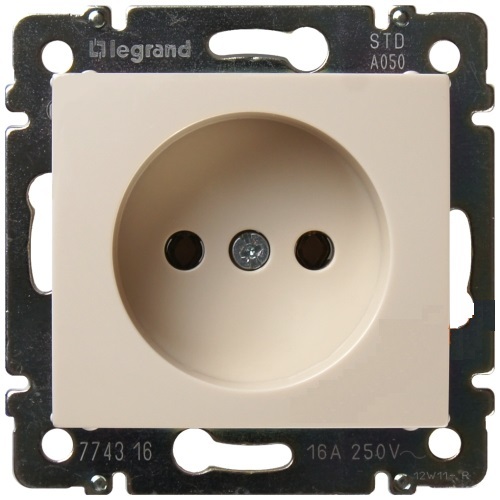 LEGRAND 774316 Модуль розетки 2К, с винтовыми зажимами, 10/16А, слоновая кость, Valena