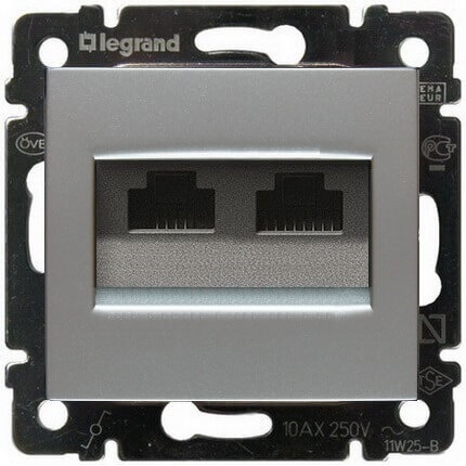 LEGRAND 770231 Модуль розетки информационной 2ХRJ45, Кат.5е, с захватами, UTP, блестящий алюминий, Valena