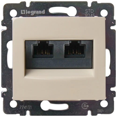 LEGRAND 774147 Модуль розетки информационной 2хRJ45, Кат.6, с захватами, UTP, слоновая кость, Valena