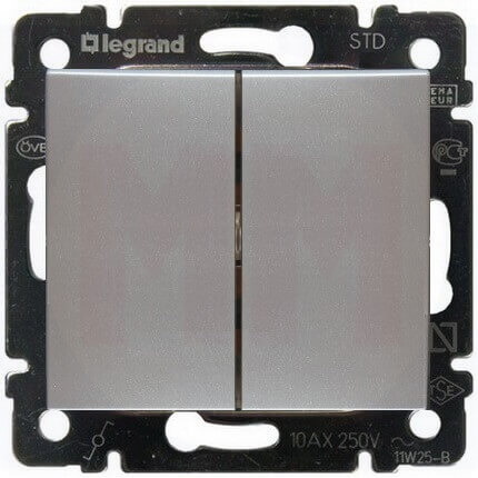 LEGRAND 770108 Переключатель на 2 направления, 2-клавишный, 10АХ, 250В, блестящий алюминий, Valena