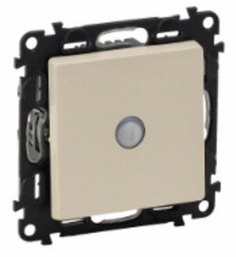 LEGRAND 752265 Модуль переключателя со встроенным датчиком движения, угол обнаружения 160°, дальность обнаружения 8 м, безвинтовые зажимы, с лицевой п