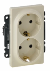 LEGRAND 753526 Модуль силовой розетки 2х2К+З, немецкий стандарт, с защитными шторками, безвинтовые зажимы, 16А, 250В, с лицевой панелью, слоновая кост