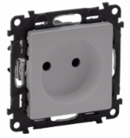 LEGRAND 753616 Модуль силовой розетки 2К, с защитными шторками, безвинтовые зажимы, 16А, 250В, с лицевой панелью, алюминий, Valena Life