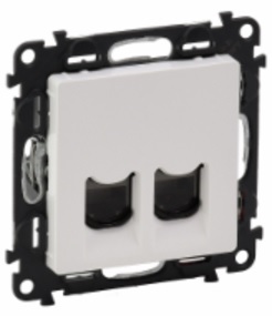 LEGRAND 753443 Модуль розетки информационной 2xRJ45, категория 6, UTP, с лицевой панелью, белый, Valena Life