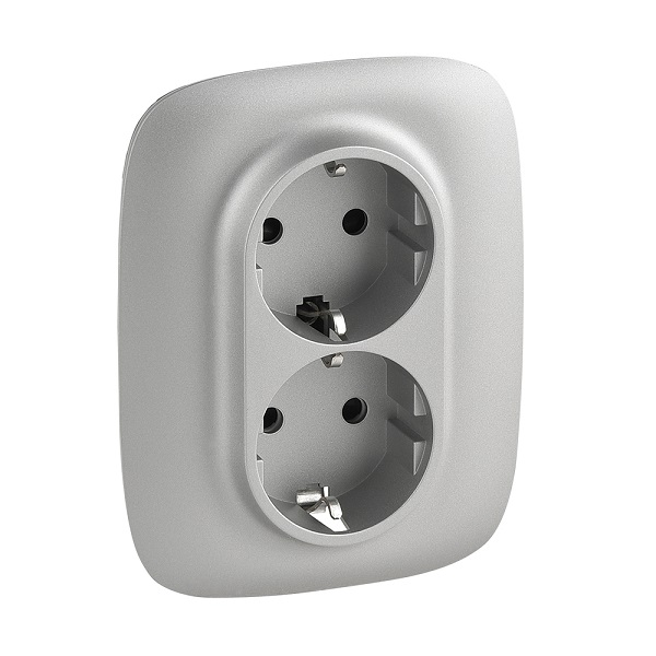 LEGRAND 753926 Модуль силовой розетки 2х2К+З, немецкий стандарт, с защитными шторками, безвинтовые зажимы, 16А, 250В, с лицевой панелью, алюминий, Val