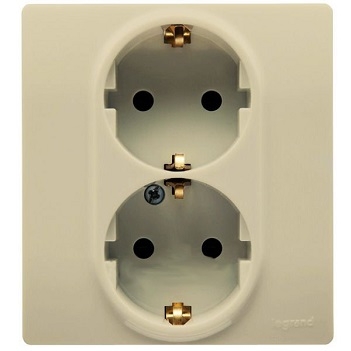 LEGRAND 672323 Модуль розетки 2 х 2К+З, 10AX, с винтовыми зажимами, немецкий стандарт, слоновая кость, ETIKA
