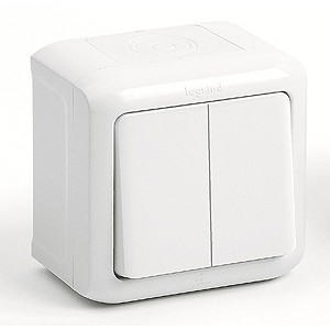 LEGRAND 782304 Переключатель 1-клавишный, на два направления, 10А, белый, Quteo