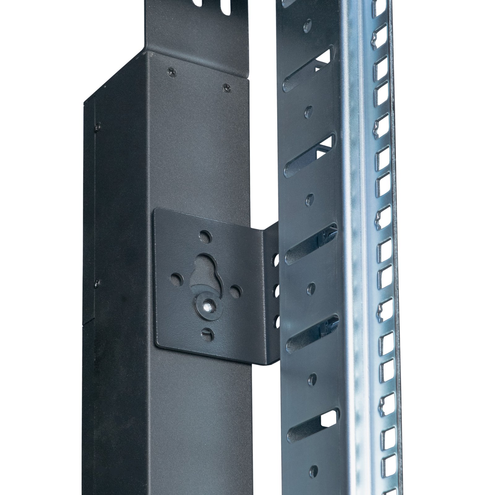 Cabeus SMART-PDU-32-3P-24C13-12C19-I309-M Блок распределения питания, вертикальный, 24 розеток IEC 320 C13, 12 розеток IEC 320 C19, 3 фазы, 32А, 6х16А автомата защиты, 400В, мониторинг, шнур 3м 5х6мм с вилкой IEC 60309 фото 5