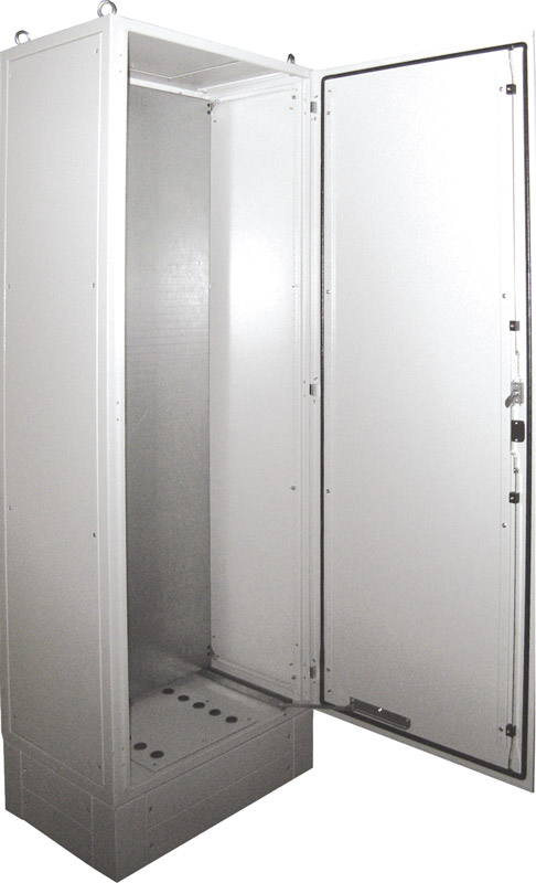 Шкаф EME-1400.600.400-1-IP55 с открытой дверью